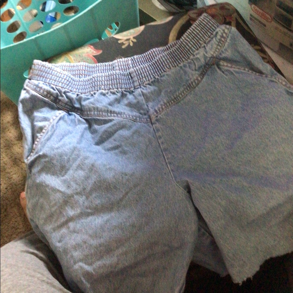 Elastic jeans shorts